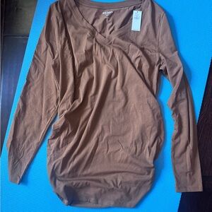 Old Navy Maternity, V-Neck Fitted Long-Sleeve Shirt in Spiced Saffron (Large)